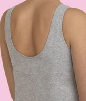Traditional Scoop Back - Style 910